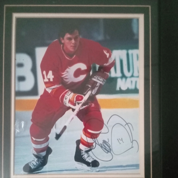 Theron Fleury - Calgary Flames Signed and Framed - Picture 1 of 2
